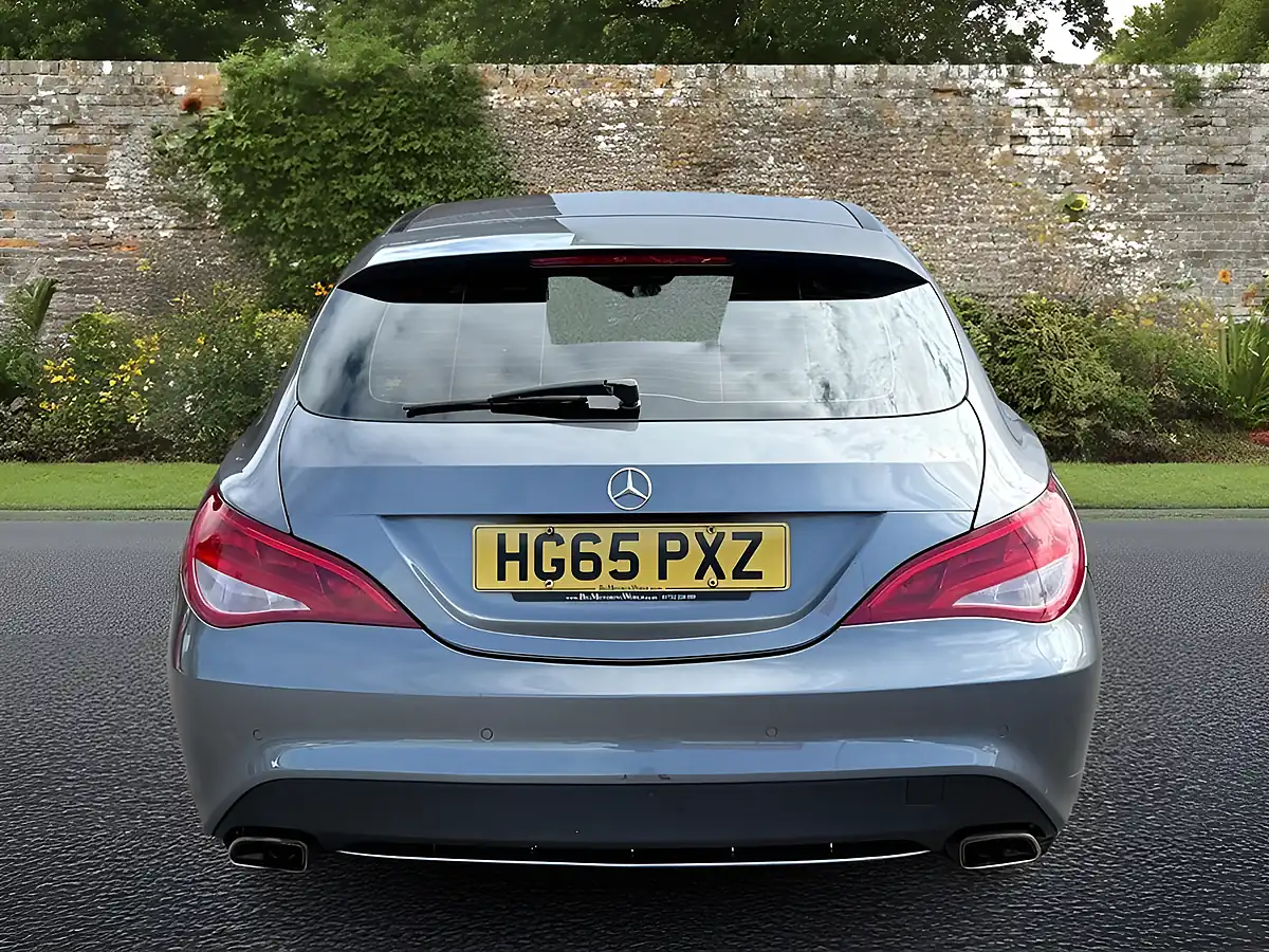 Used 2016 Mercedes-Benz Cla Sport Shooting Brake Grey - Interior and Exterior details 6