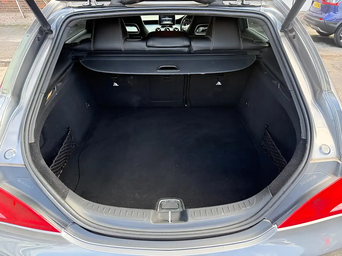 Used 2016 Mercedes-Benz Cla Sport Shooting Brake Grey - Interior and Exterior details 8