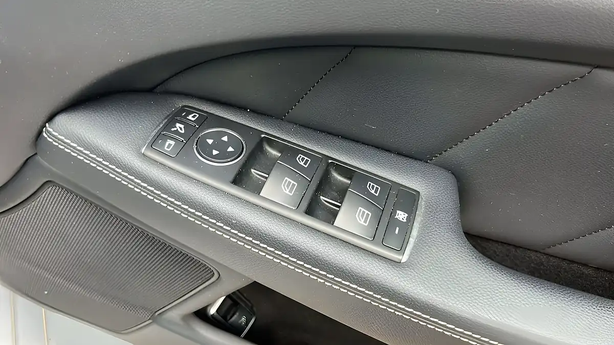 Used 2016 Mercedes-Benz Cls AMG Line (premium Plus) Silver - Interior and Exterior details 19