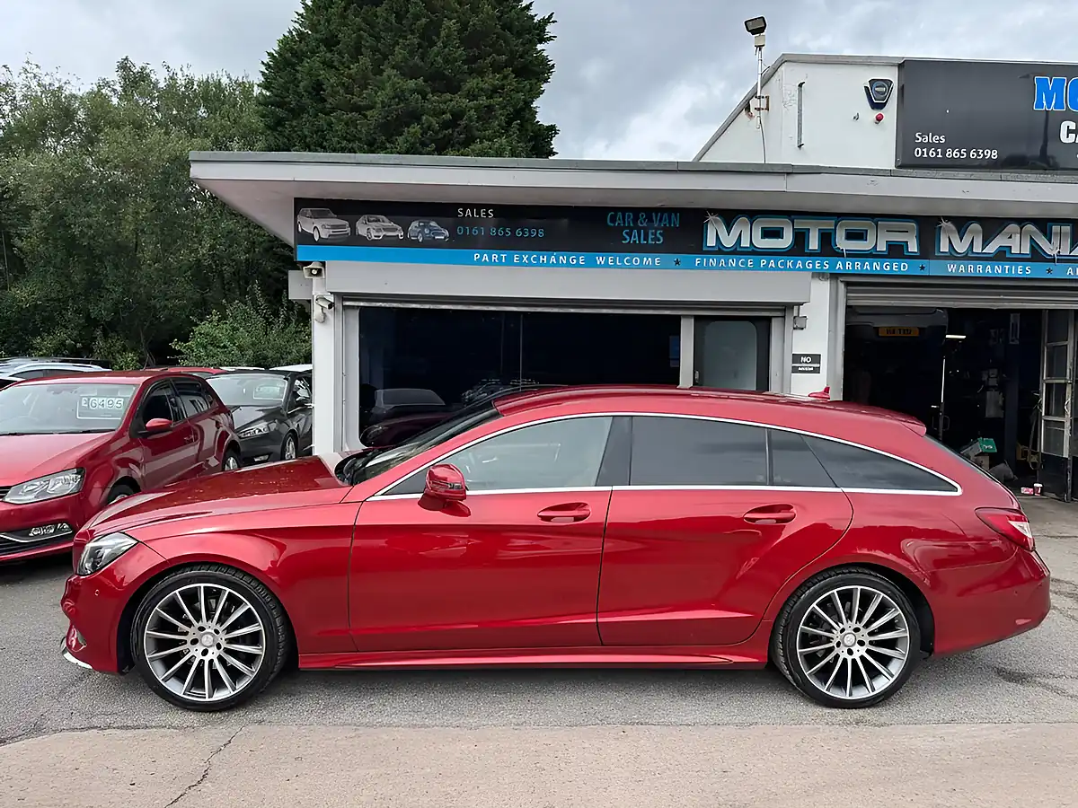 Used 2016 Mercedes-Benz Cls AMG Line Red - Interior and Exterior details 2