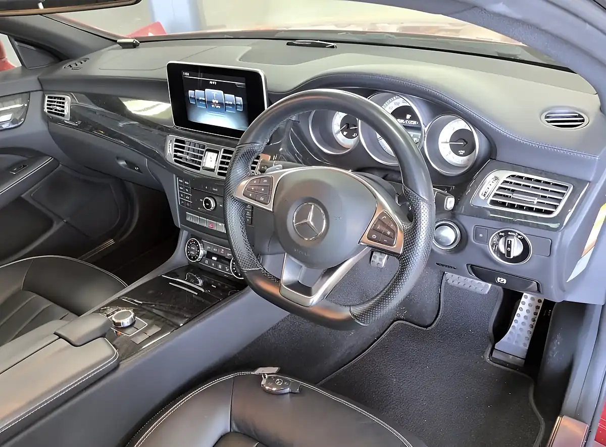 Used 2016 Mercedes-Benz Cls AMG Line Red - Interior and Exterior details 5