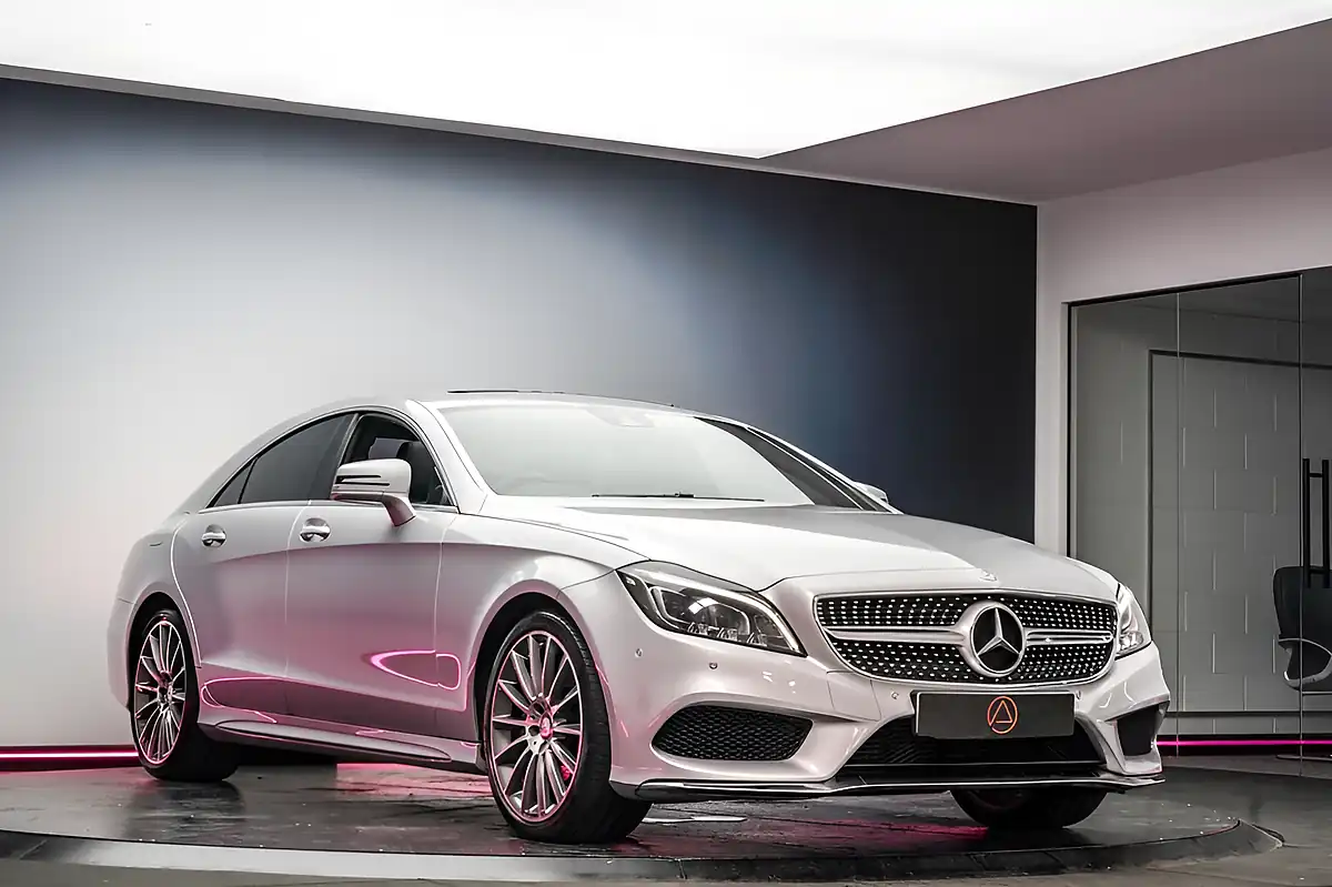 Used 2016 Mercedes-Benz Cls Class AMG Line (premium) Silver - Interior and Exterior details 14