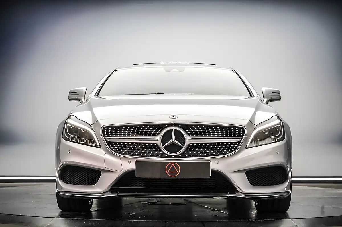Used 2016 Mercedes-Benz Cls Class AMG Line (premium) Silver - Interior and Exterior details 9
