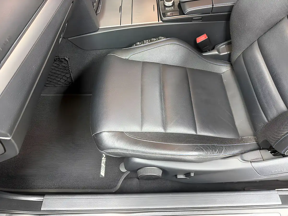 Used 2016 Mercedes-Benz E Class AMG Line Edition Palladium Silver/Grey - Interior and Exterior details 19