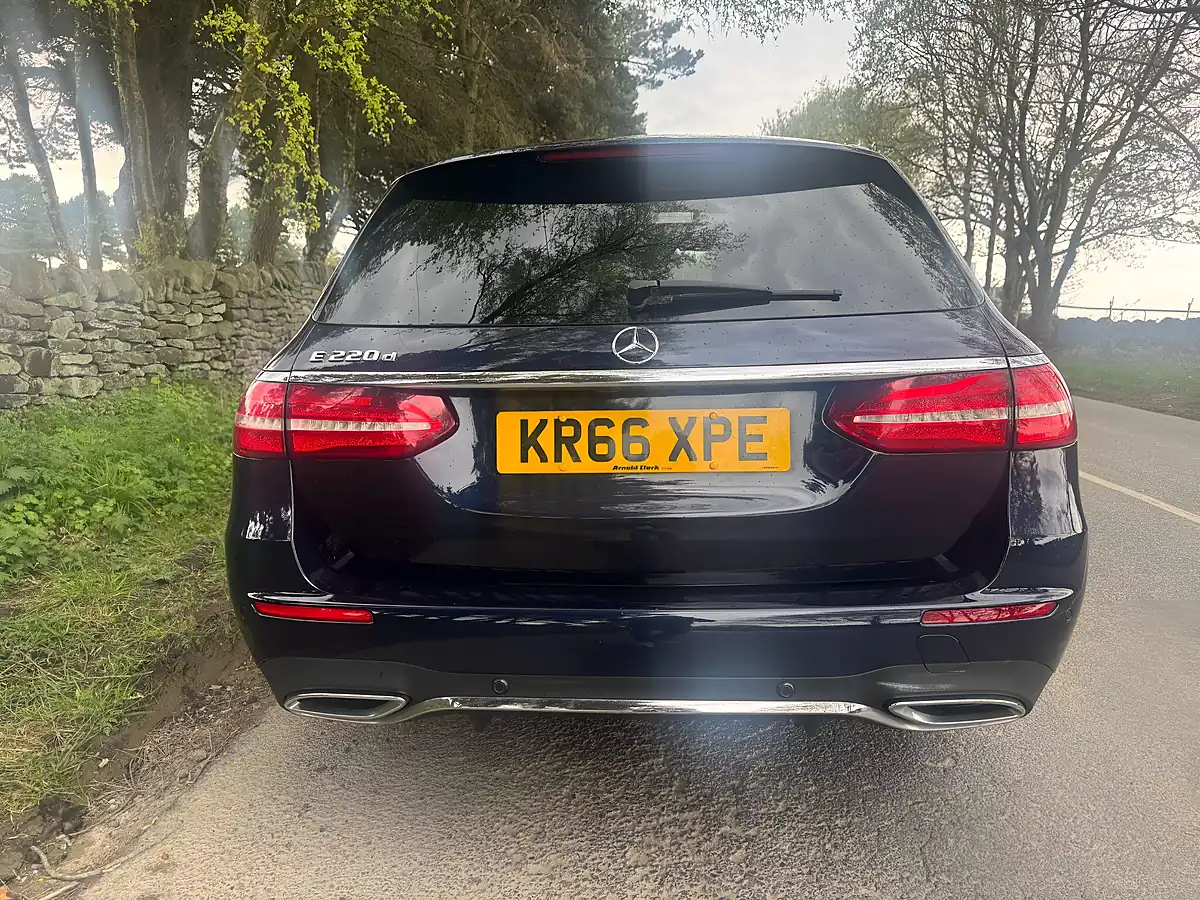 Used 2016 Mercedes-Benz E Class AMG Line (premium) Blue - Interior and Exterior details 11