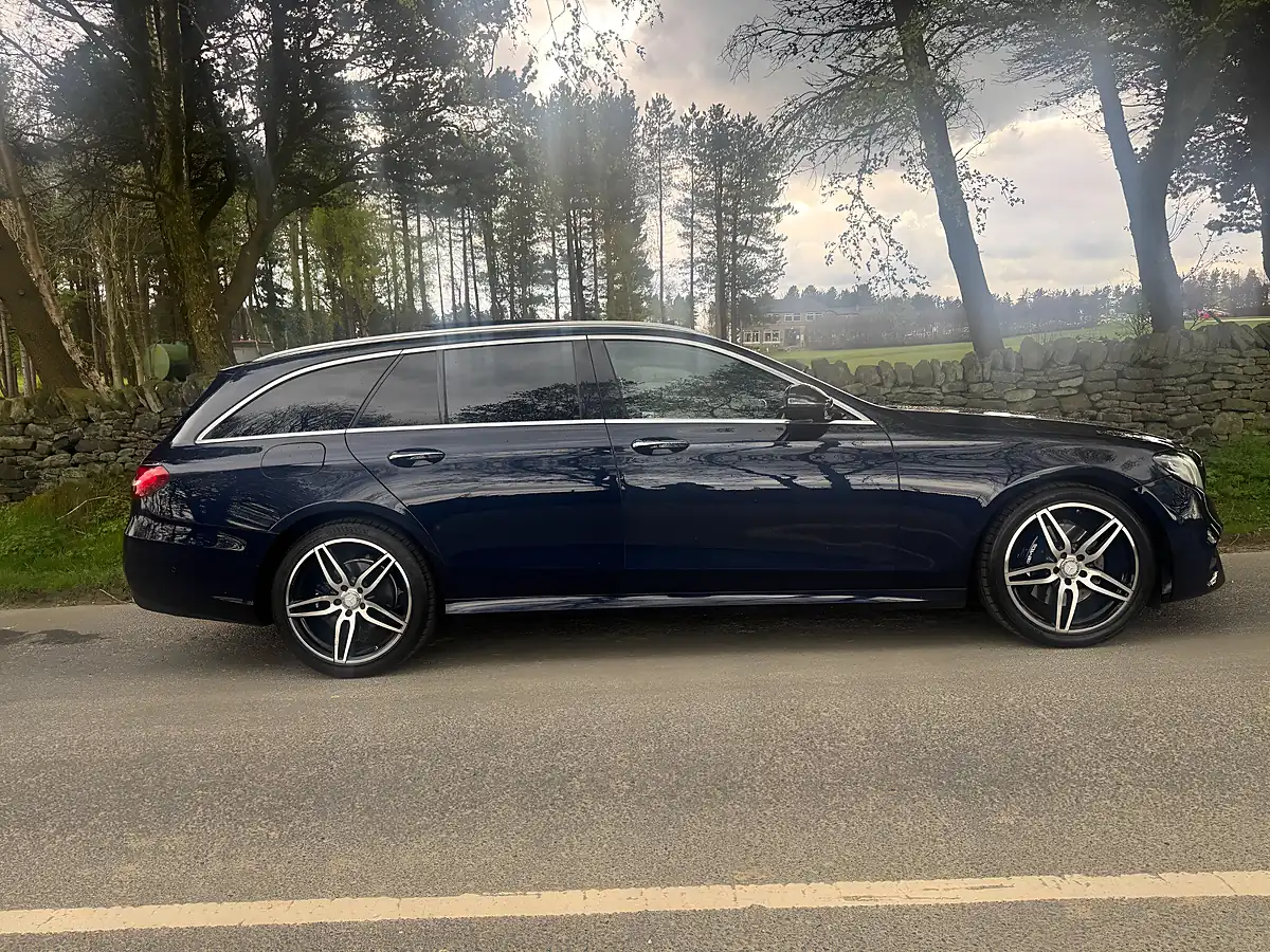 Used 2016 Mercedes-Benz E Class AMG Line (premium) Blue - Interior and Exterior details 5