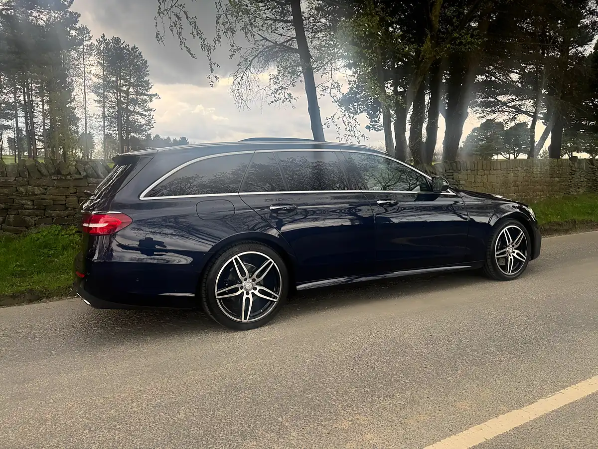Used 2016 Mercedes-Benz E Class AMG Line (premium) Blue - Interior and Exterior details 7