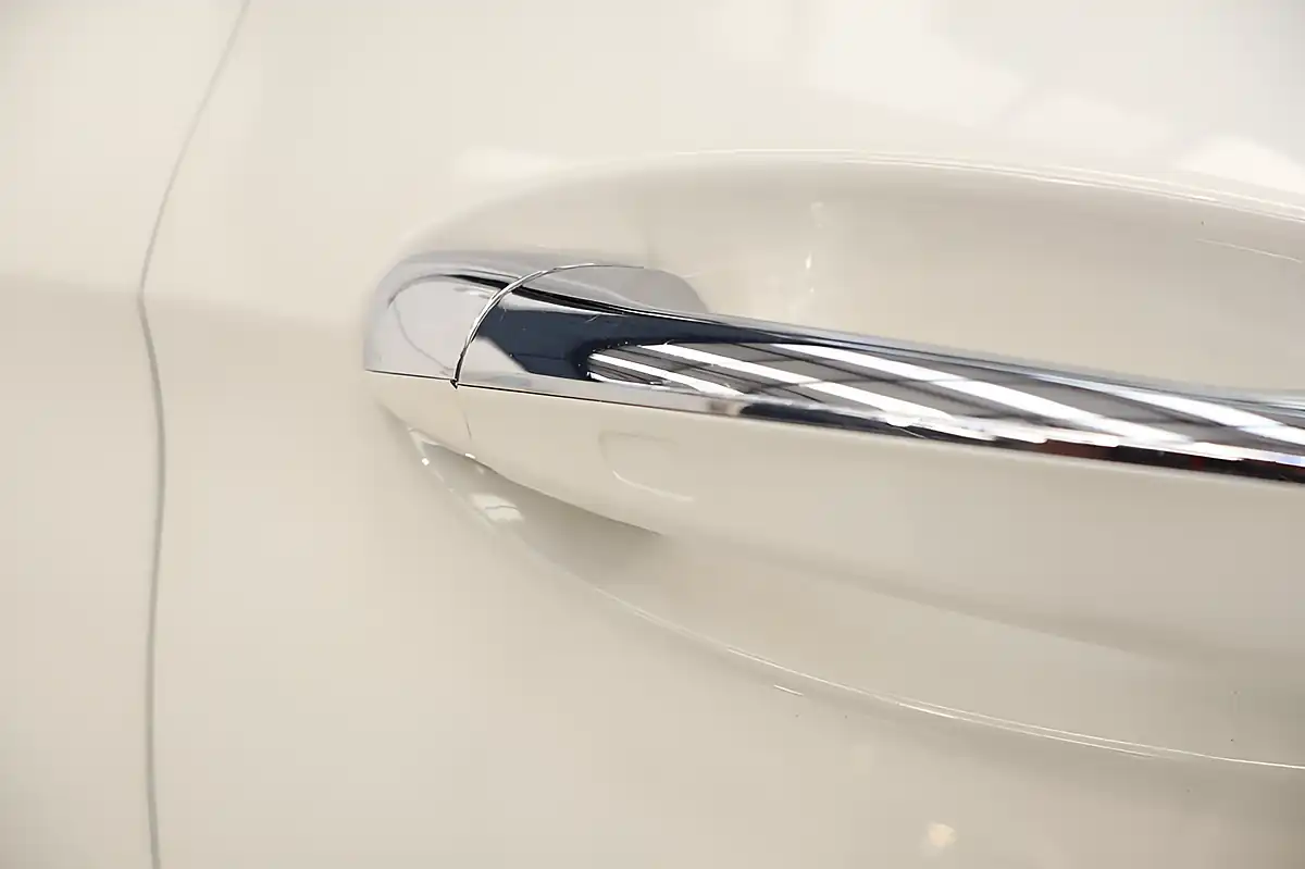 Used 2016 Mercedes-Benz E Class AMG Line (premium Plus) White - Interior and Exterior details 8