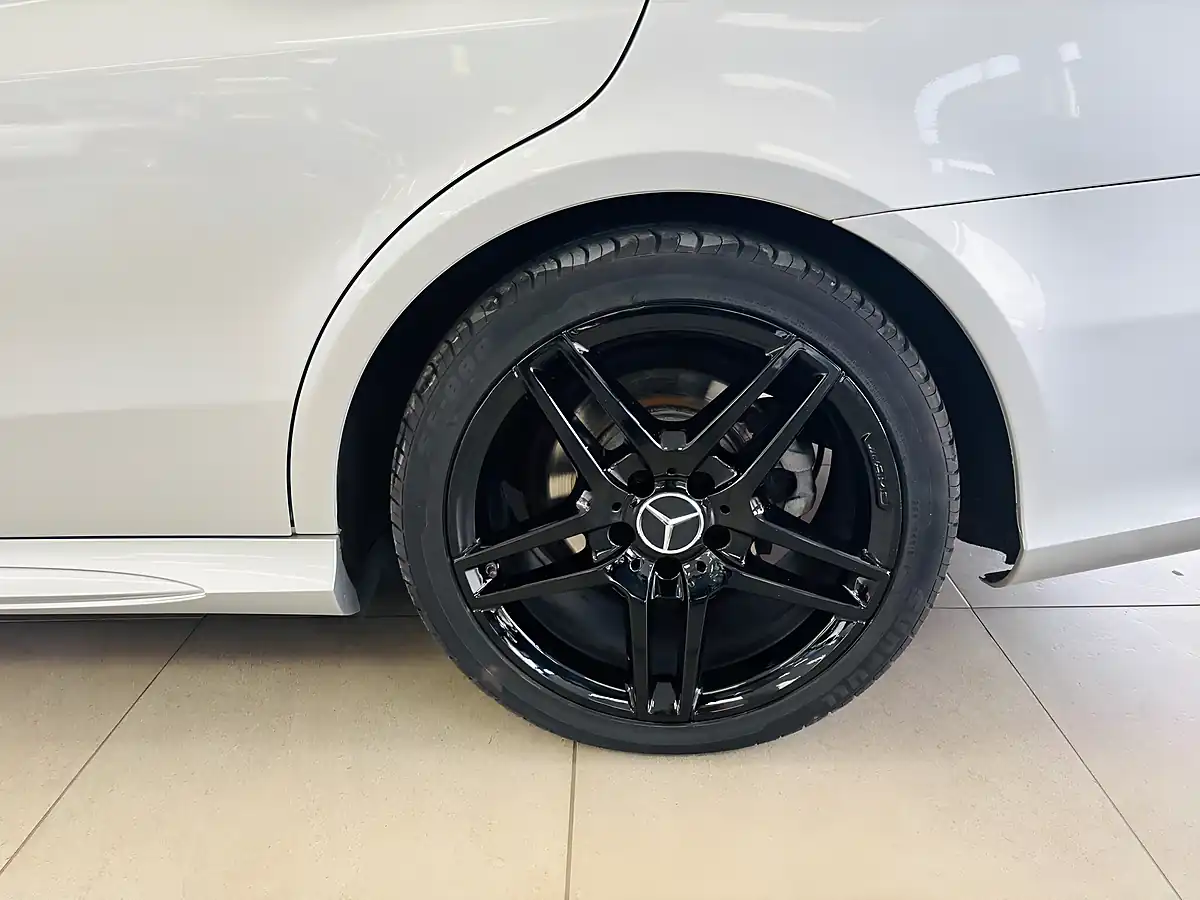 Used 2016 Mercedes-Benz E Class AMG Night Edition Silver - Interior and Exterior details 19