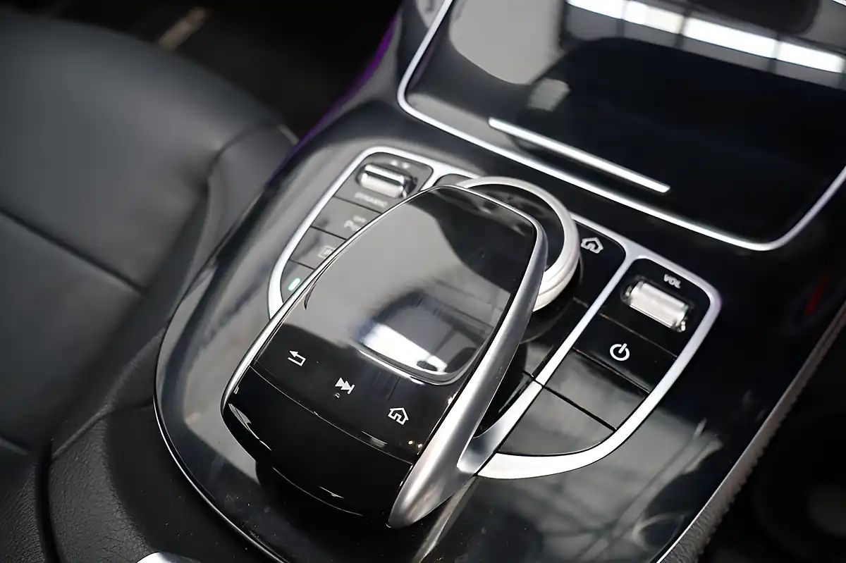 Used 2016 Mercedes-Benz E Class Se Black - Interior and Exterior details 16