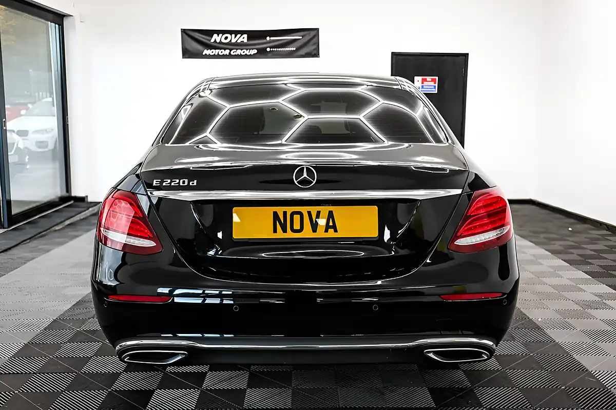 Used 2016 Mercedes-Benz E-Class Se (premium) Black - Interior and Exterior details 11