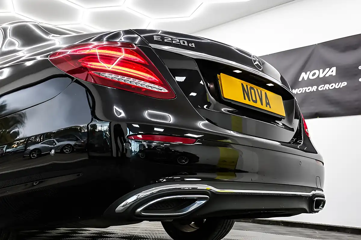 Used 2016 Mercedes-Benz E-Class Se (premium) Black - Interior and Exterior details 15