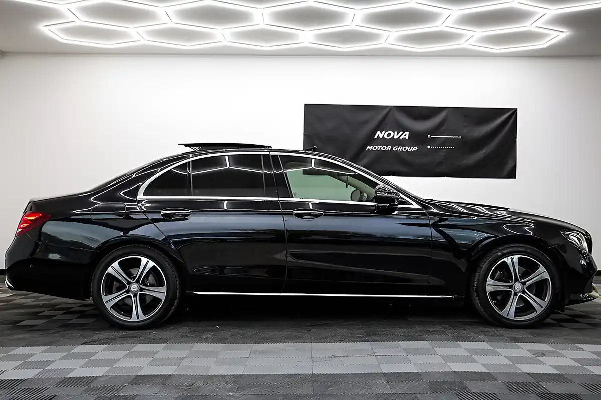 Used 2016 Mercedes-Benz E-Class Se (premium) Black - Interior and Exterior details 5