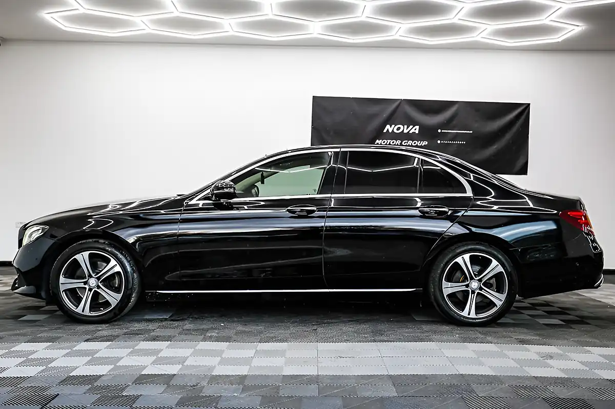 Used 2016 Mercedes-Benz E-Class Se (premium) Black - Interior and Exterior details 6