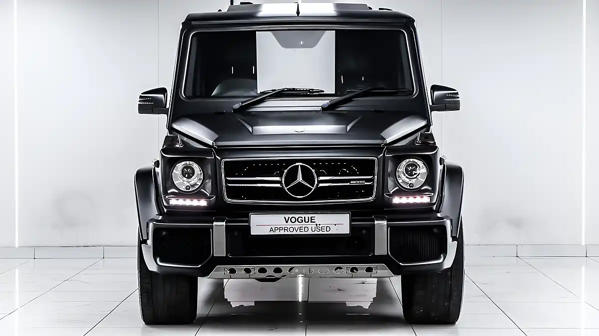 Used 2016 Mercedes-Benz G Class Black - Interior and Exterior details 7