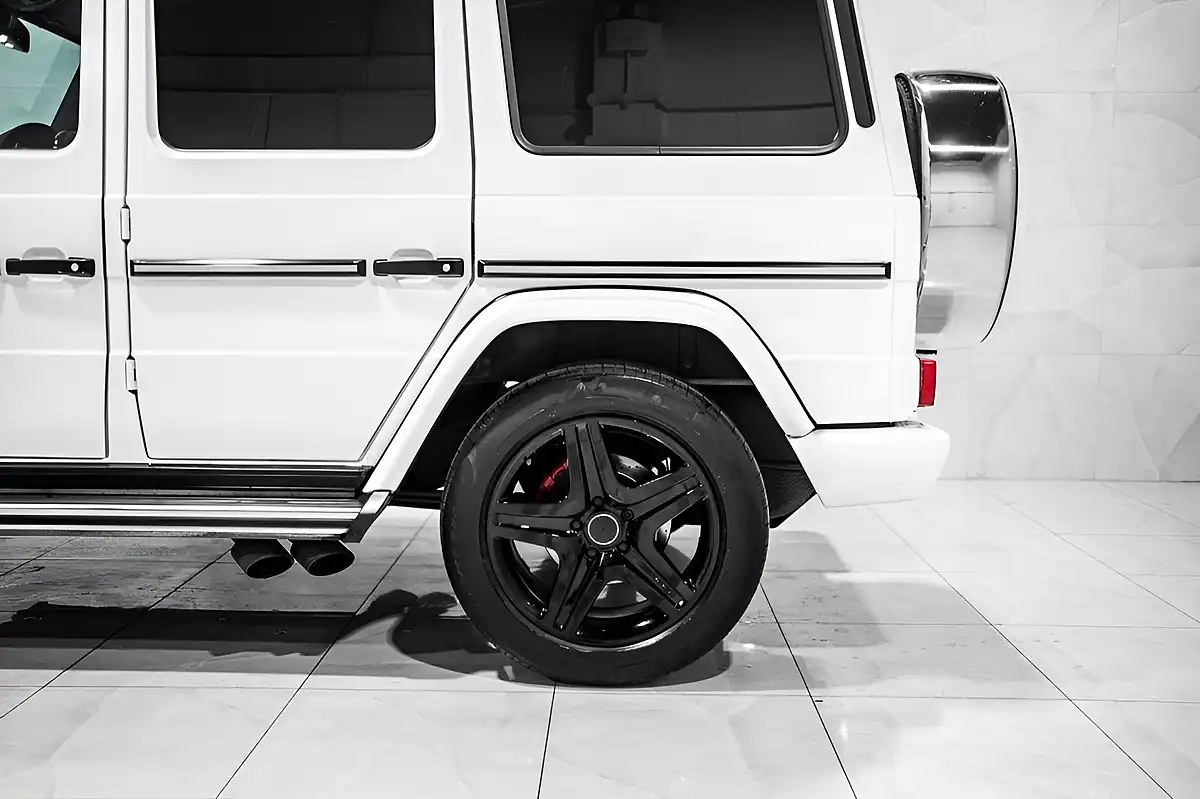 Used 2016 Mercedes-Benz G Class G63 AMG White - Interior and Exterior details 17
