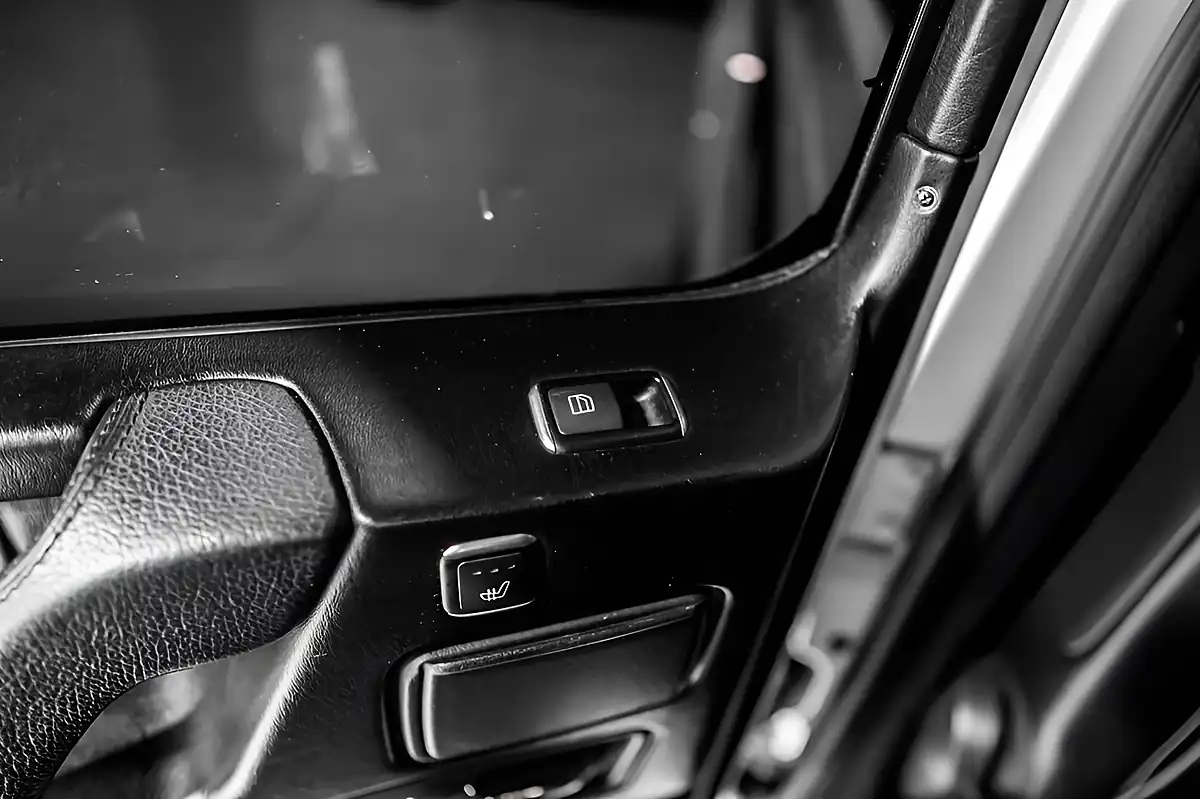 Used 2016 Mercedes-Benz G Class G63 AMG White - Interior and Exterior details 19