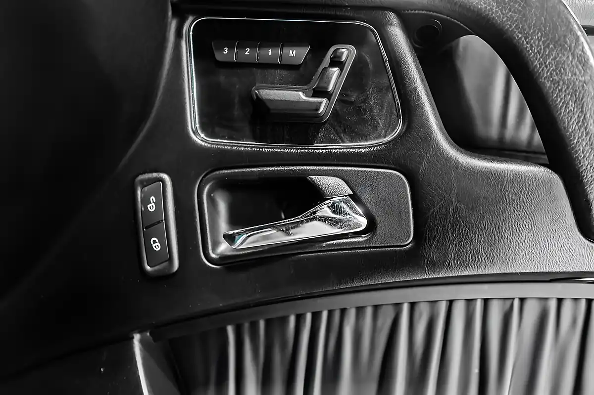 Used 2016 Mercedes-Benz G Class G63 AMG White - Interior and Exterior details 6