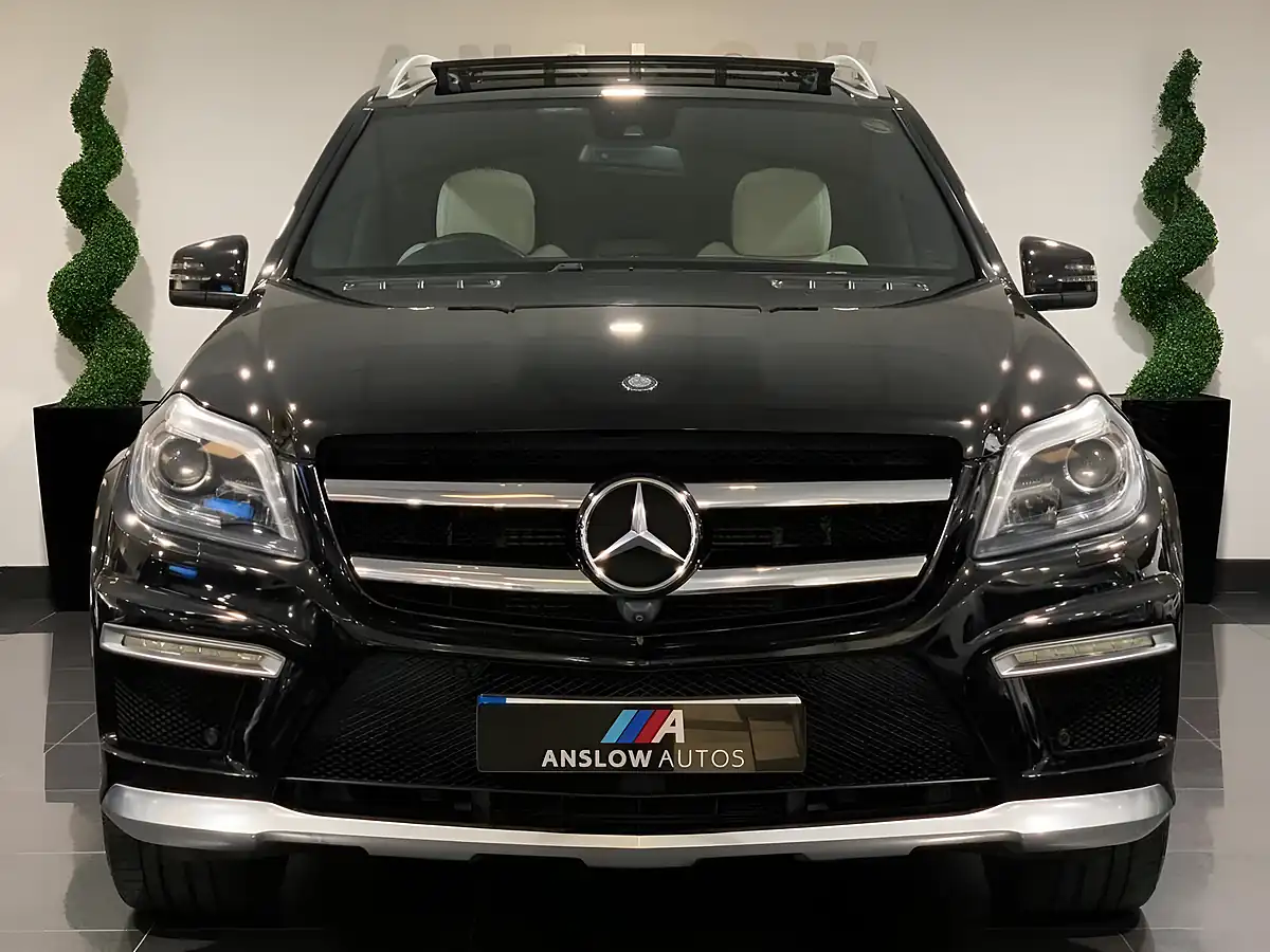 Used 2016 Mercedes-Benz Gl Class GL63 AMG Black - Interior and Exterior details 3