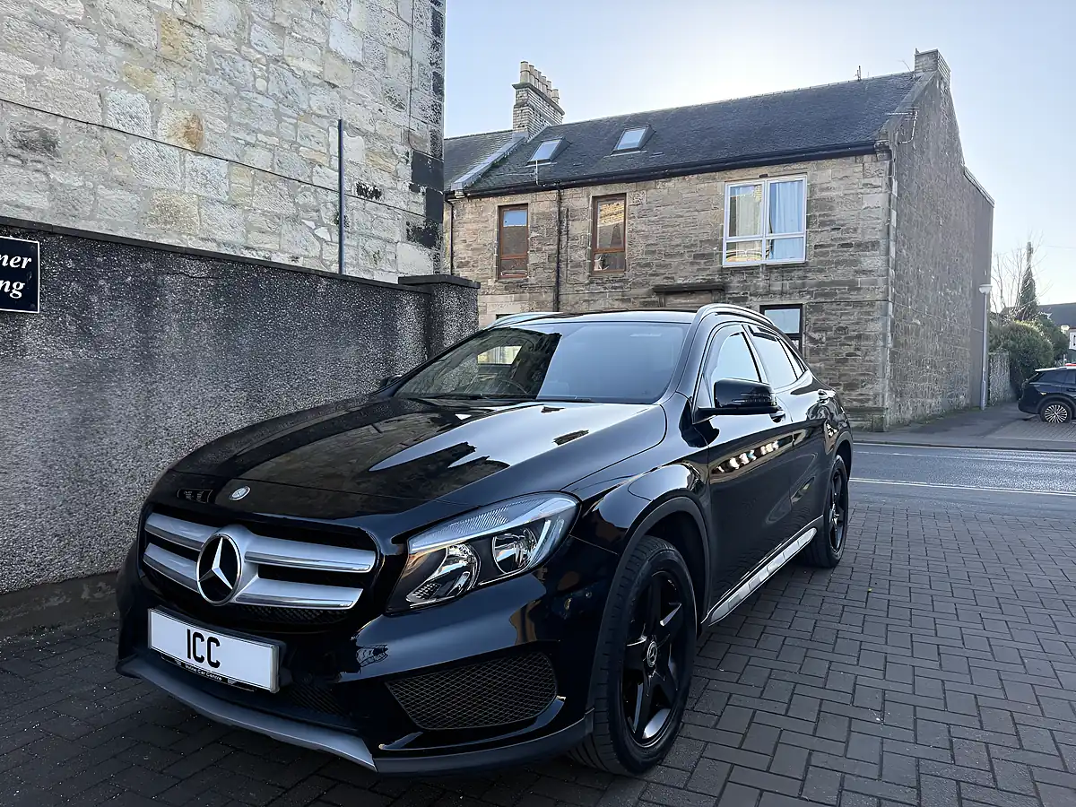 Used 2016 Mercedes-Benz Gla AMG Line Black - Interior and Exterior details 3