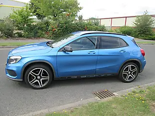 Used 2016 Mercedes-Benz Gla AMG Line Blue - Interior and Exterior details 2