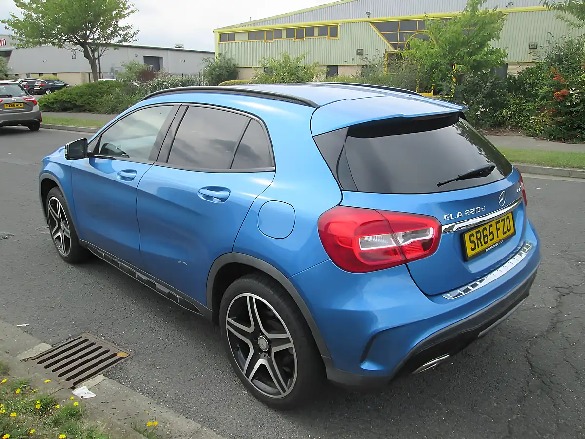 Used 2016 Mercedes-Benz Gla AMG Line Blue - Interior and Exterior details 3