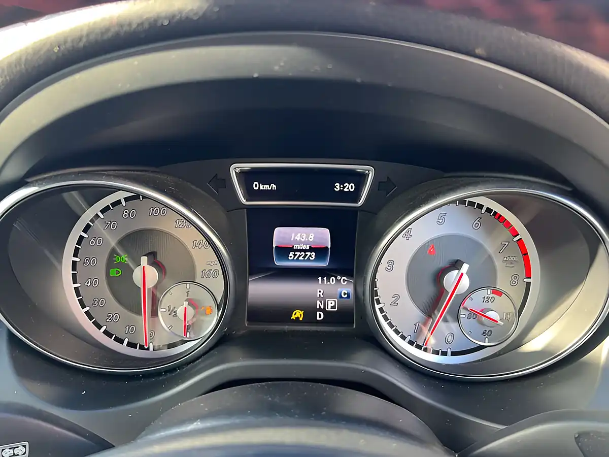 Used 2016 Mercedes-Benz Gla AMG Line Cirrus White - Interior and Exterior details 13