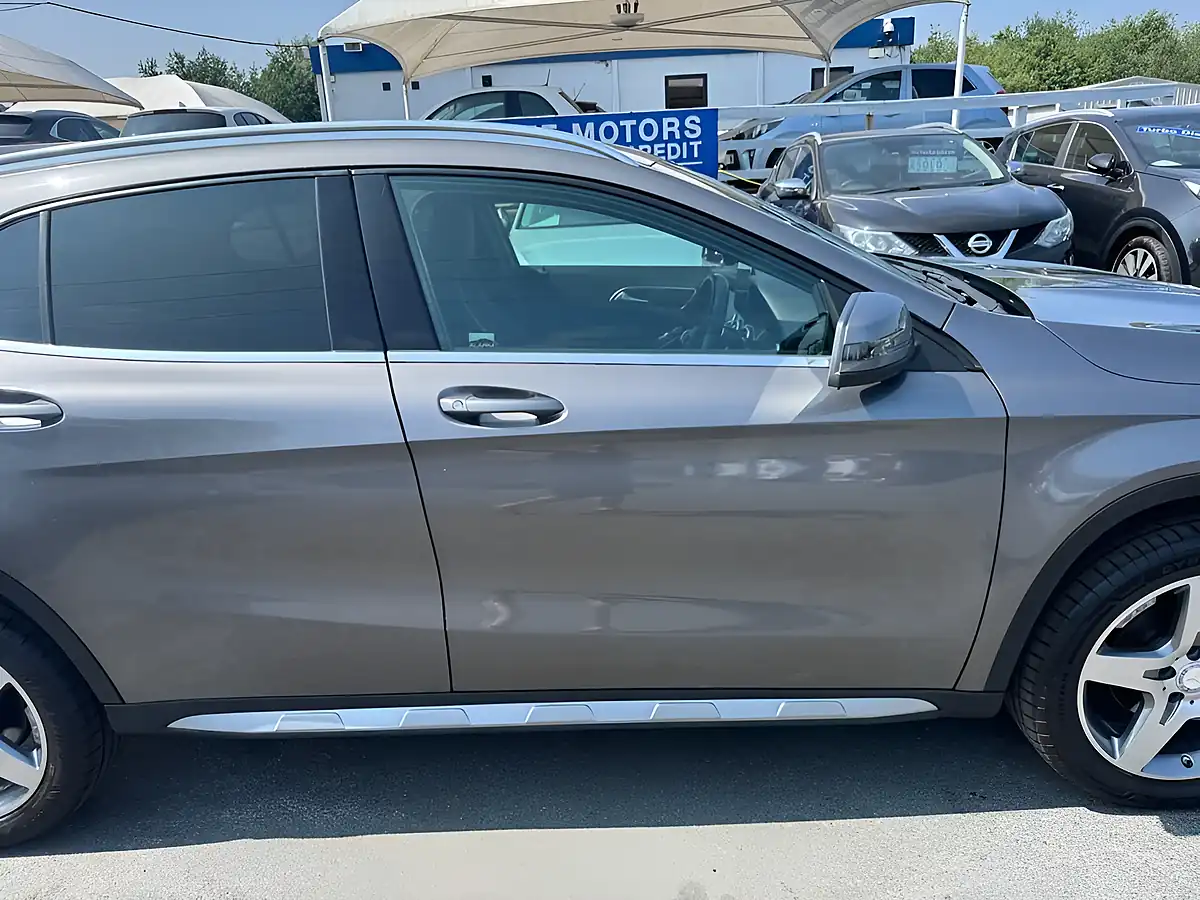 Used 2016 Mercedes-Benz Gla AMG Line Grey - Interior and Exterior details 9