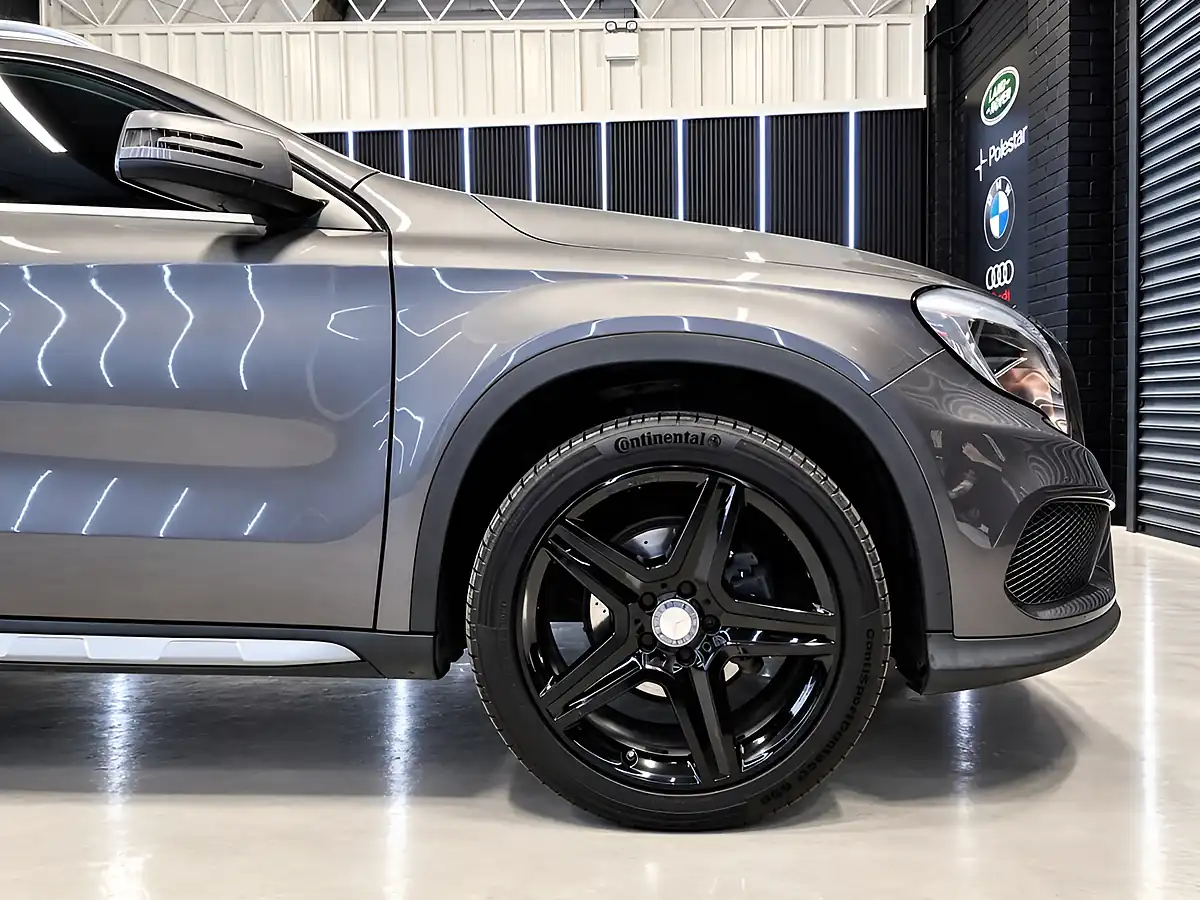 Used 2016 Mercedes-Benz Gla AMG Line Grey - Interior and Exterior details 7