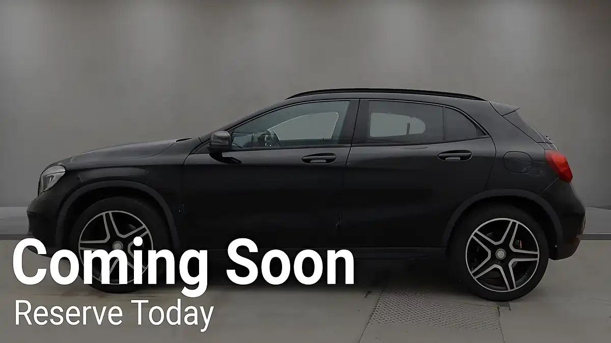 Used 2016 Mercedes-Benz Gla AMG Line (premium) Black - Interior and Exterior details 3
