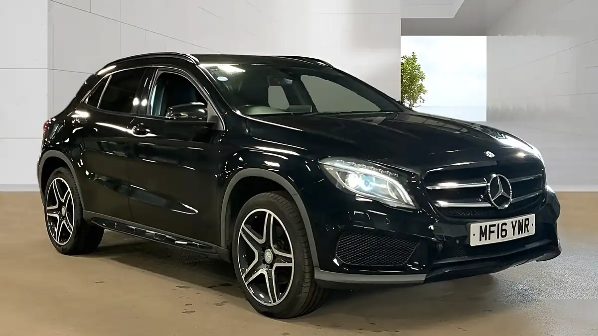 Used 2016 Mercedes-Benz Gla AMG Line (premium) Black - Interior and Exterior details 5