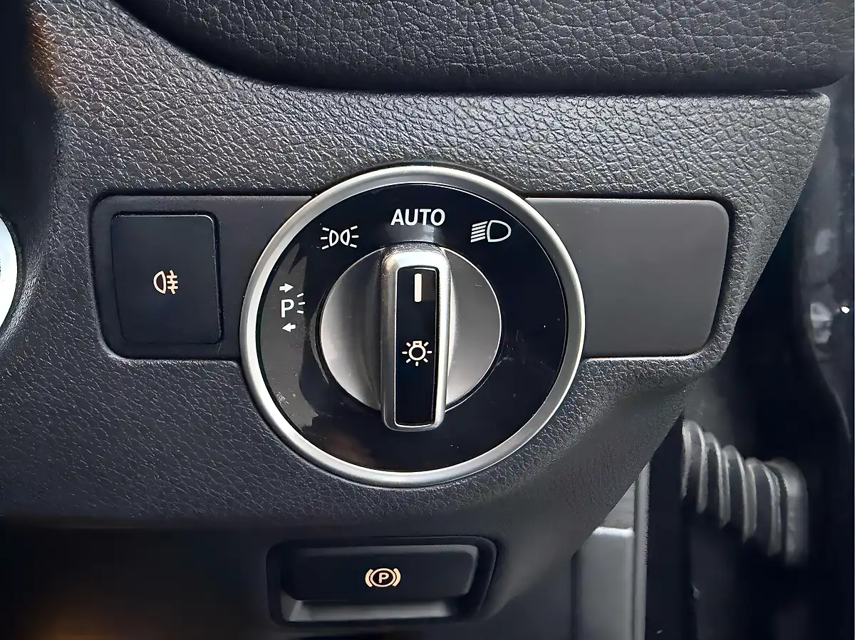 Used 2016 Mercedes-Benz Gla AMG Line Premium Black - Interior and Exterior details 16