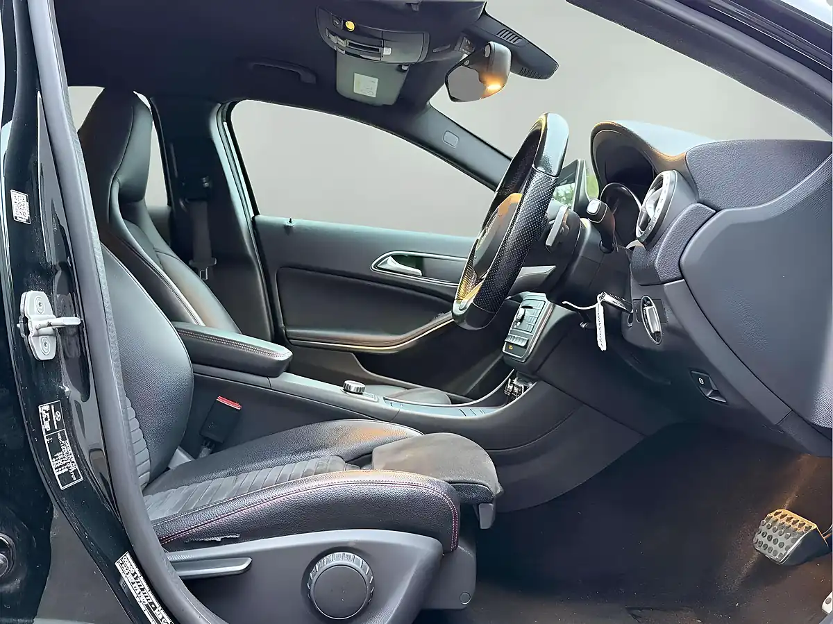Used 2016 Mercedes-Benz Gla AMG Line Premium Black - Interior and Exterior details 9