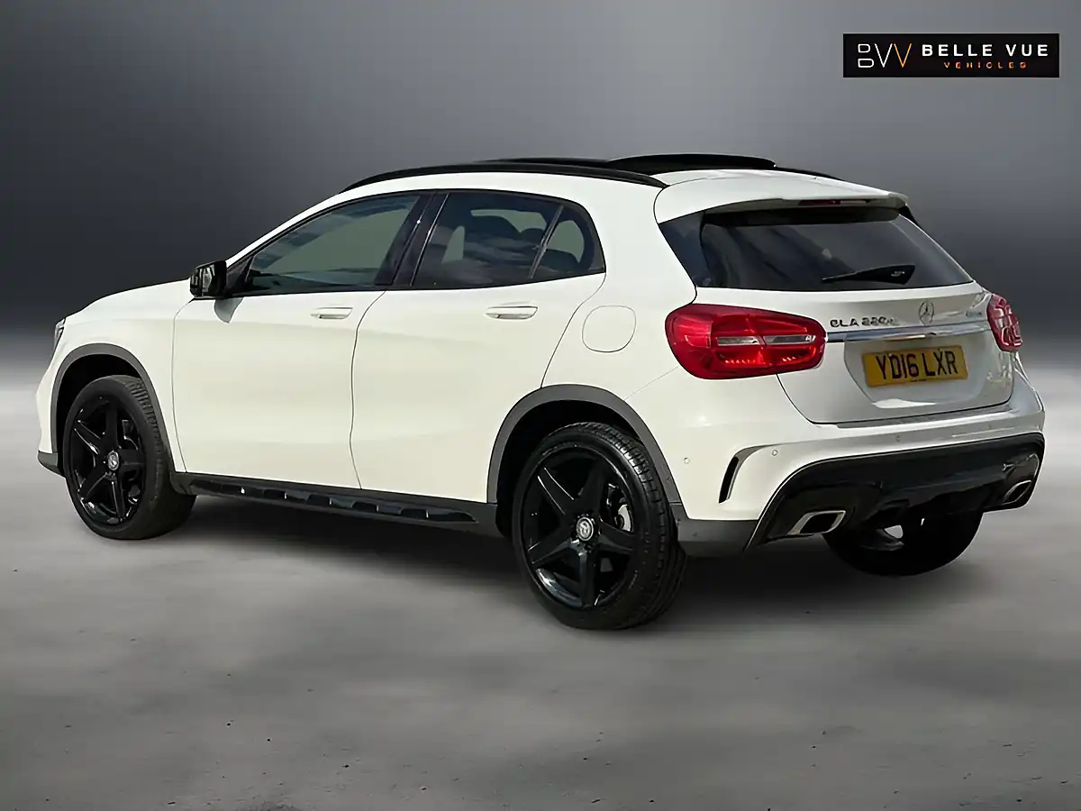 Used 2016 Mercedes-Benz Gla AMG Line Premium+ Cirrus White - Interior and Exterior details 10