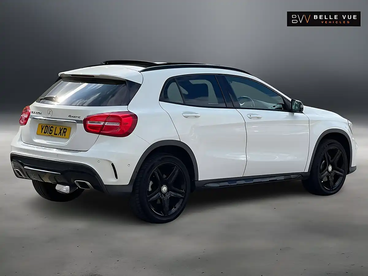 Used 2016 Mercedes-Benz Gla AMG Line Premium+ Cirrus White - Interior and Exterior details 5
