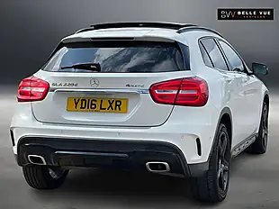 Used 2016 Mercedes-Benz Gla AMG Line Premium+ Cirrus White - Interior and Exterior details 6