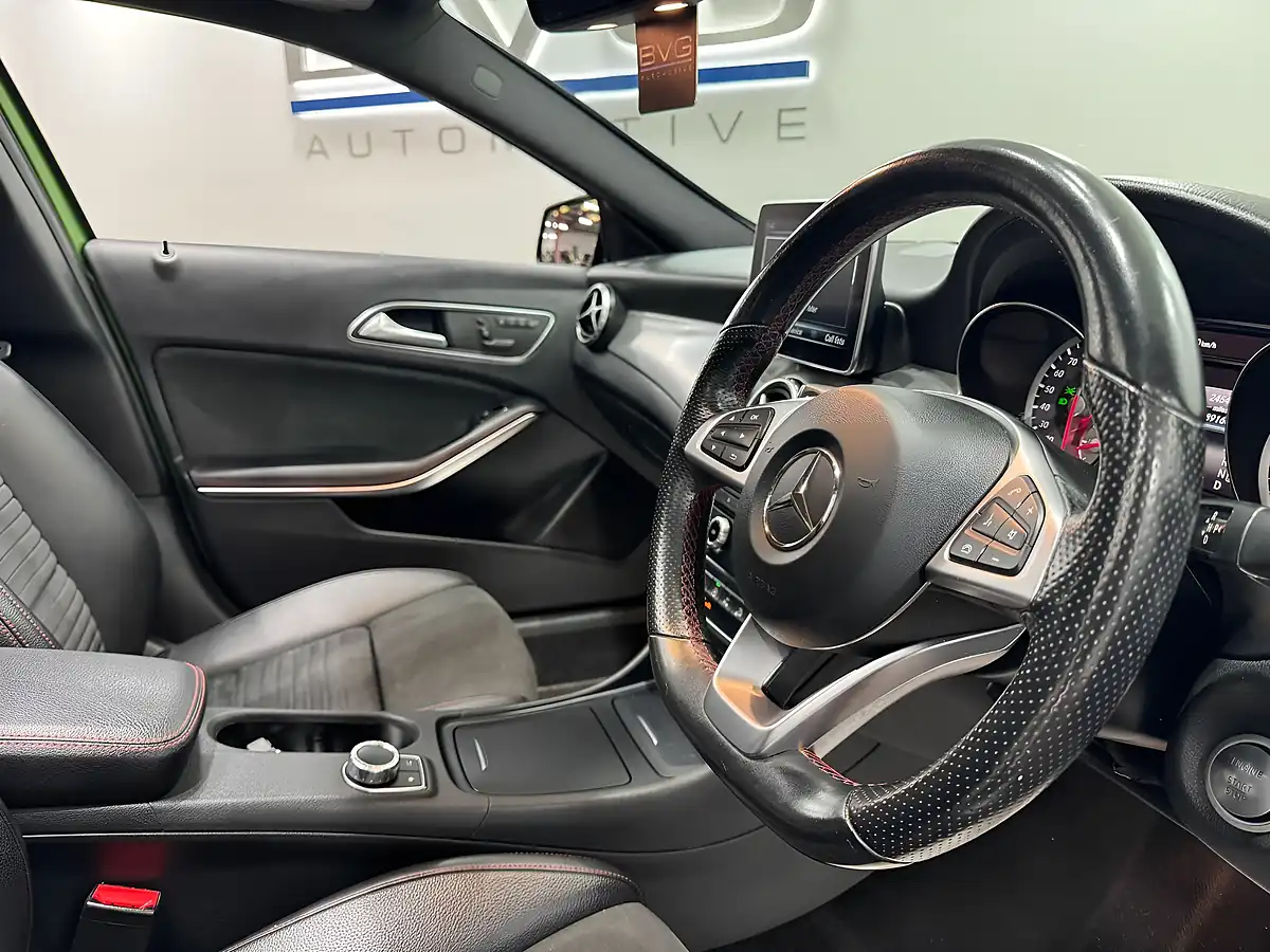 Used 2016 Mercedes-Benz Gla AMG Line (premium Plus) Green - Interior and Exterior details 10