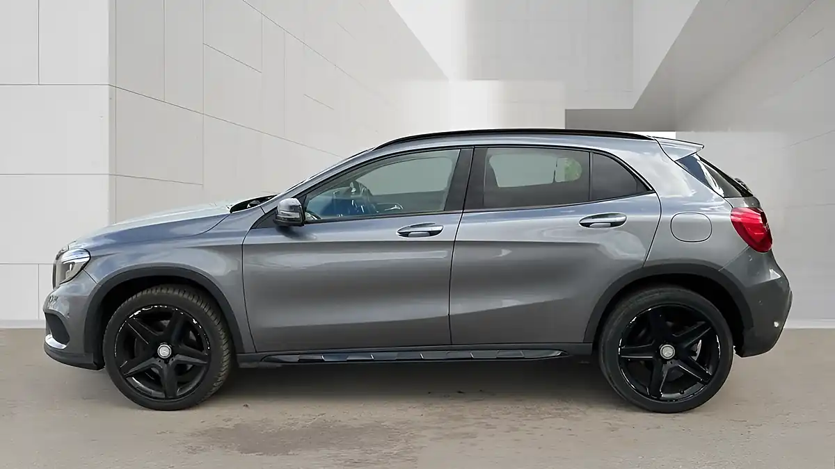 Used 2016 Mercedes-Benz Gla AMG Line Premium Plus Grey - Interior and Exterior details 6