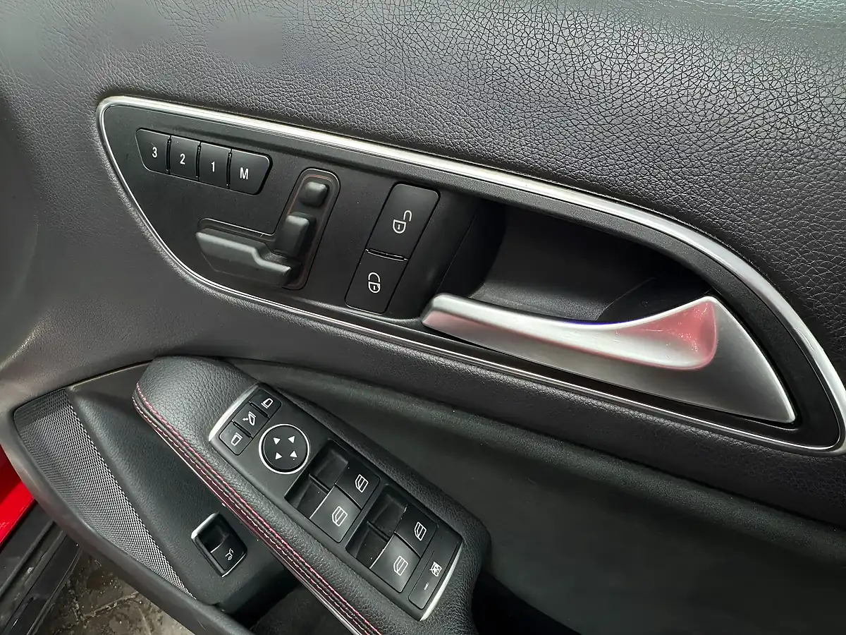 Used 2016 Mercedes-Benz Gla AMG Line (premium Plus) Red - Interior and Exterior details 13