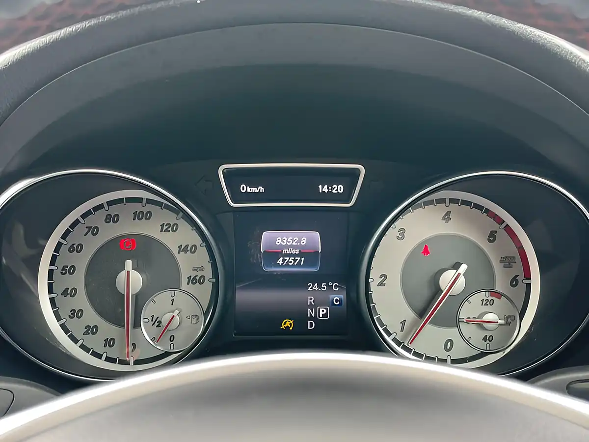 Used 2016 Mercedes-Benz Gla AMG Line (premium Plus) White - Interior and Exterior details 18