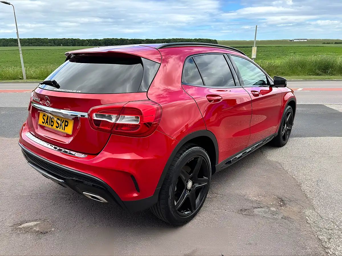Used 2016 Mercedes-Benz Gla AMG Line Red - Interior and Exterior details 4