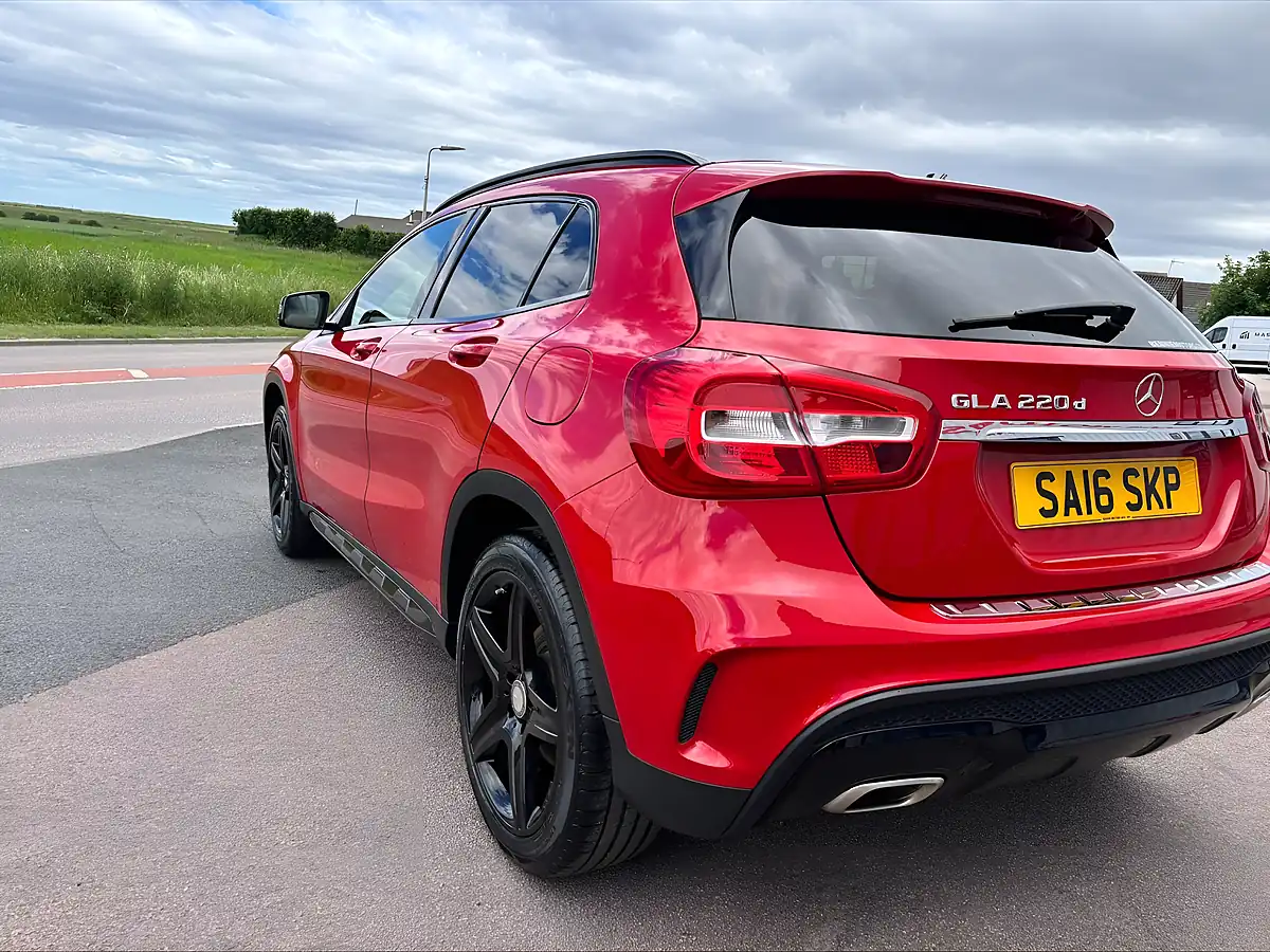 Used 2016 Mercedes-Benz Gla AMG Line Red - Interior and Exterior details 5