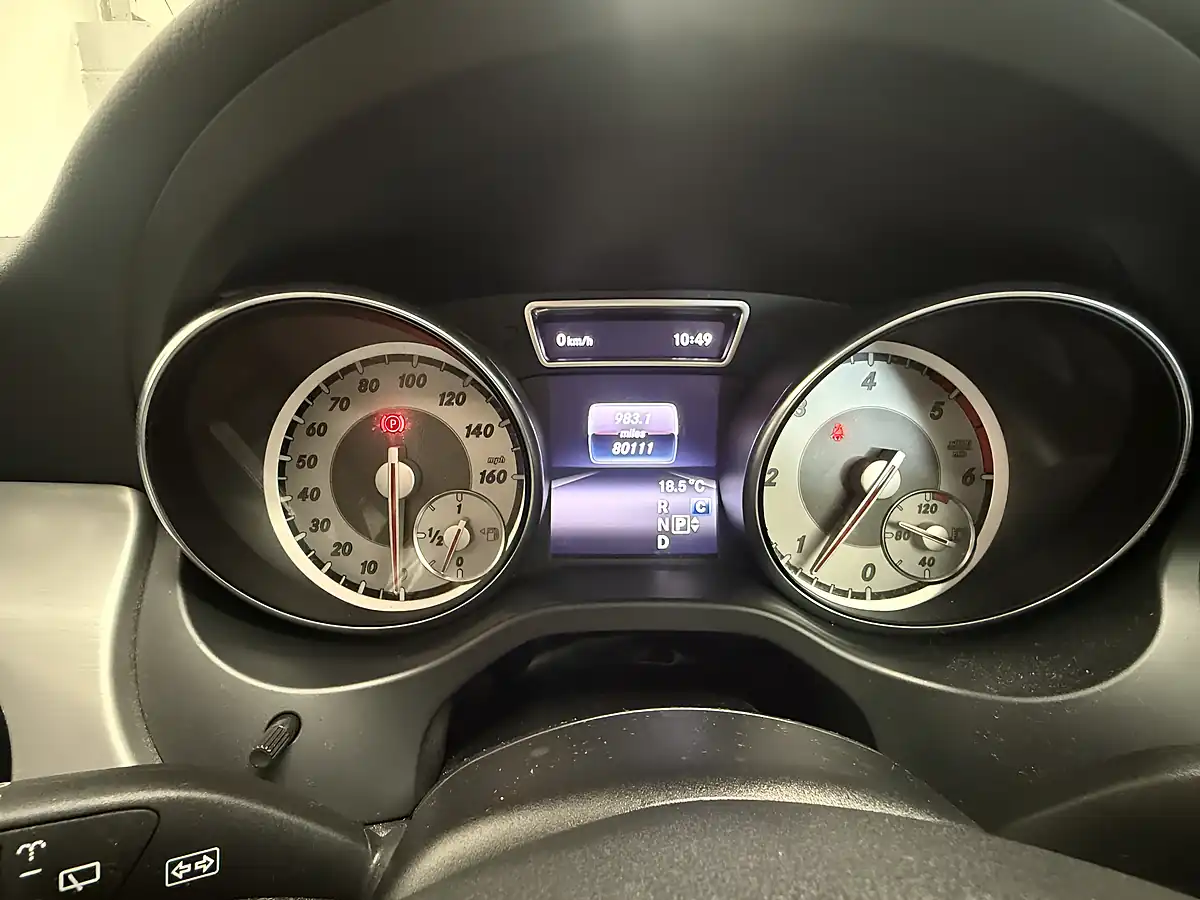 Used 2016 Mercedes-Benz Gla AMG Line White - Interior and Exterior details 11