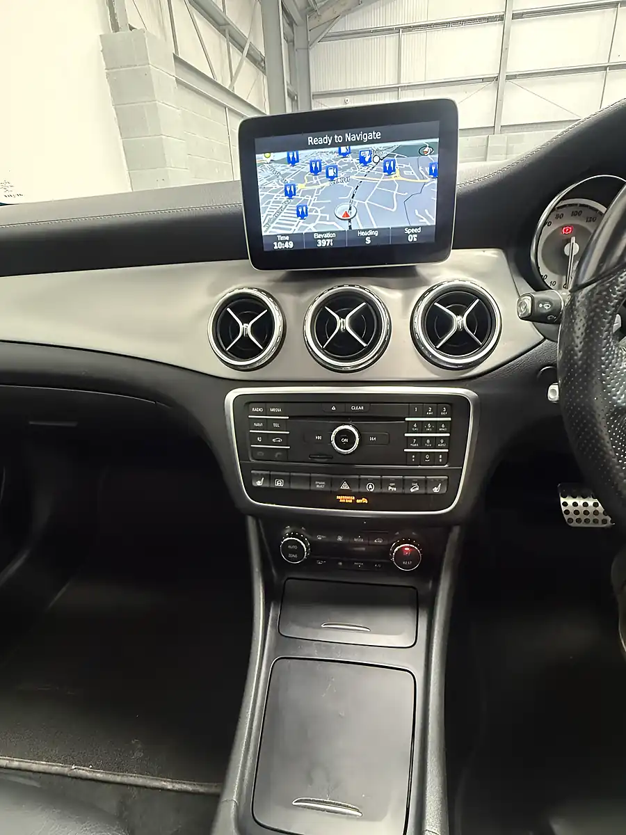 Used 2016 Mercedes-Benz Gla AMG Line White - Interior and Exterior details 9
