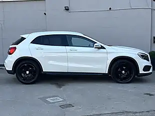 Used 2016 Mercedes-Benz Gla AMG Line White - Interior and Exterior details 5