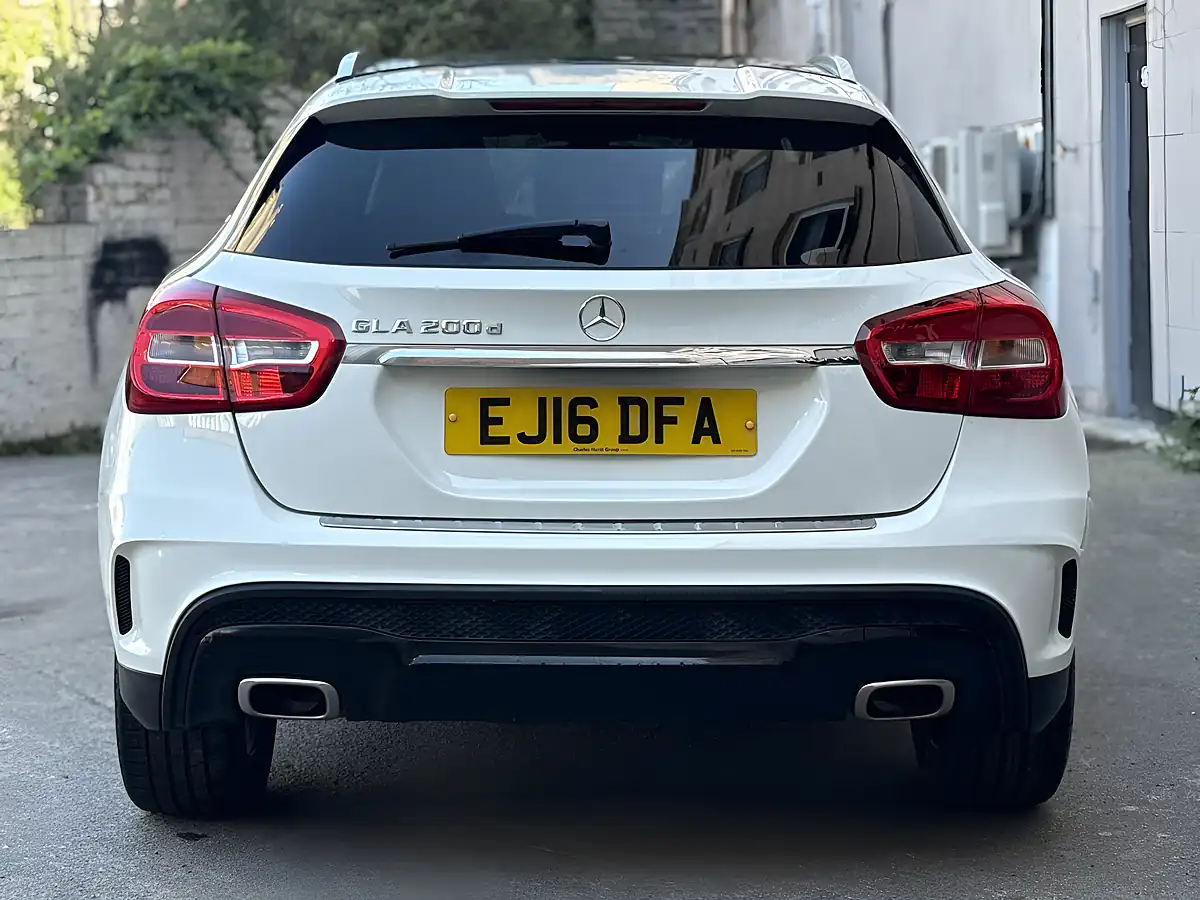 Used 2016 Mercedes-Benz Gla AMG Line White - Interior and Exterior details 8