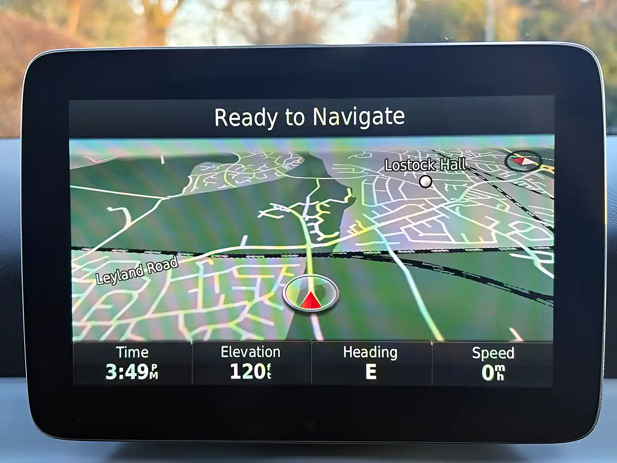 Used 2016 Mercedes-Benz Gla Premium Grey - Interior and Exterior details 14