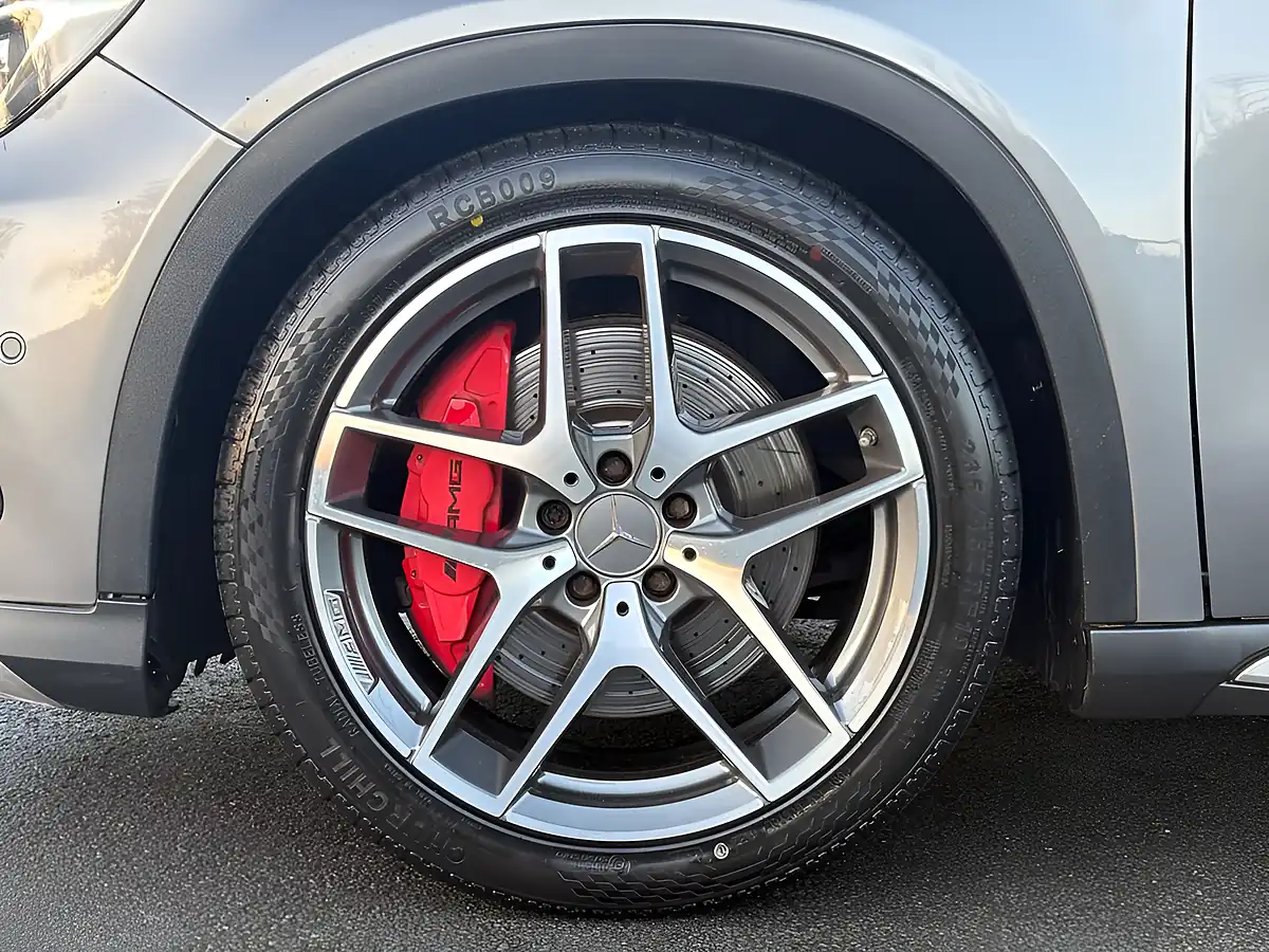 Used 2016 Mercedes-Benz Gla Premium Grey - Interior and Exterior details 19
