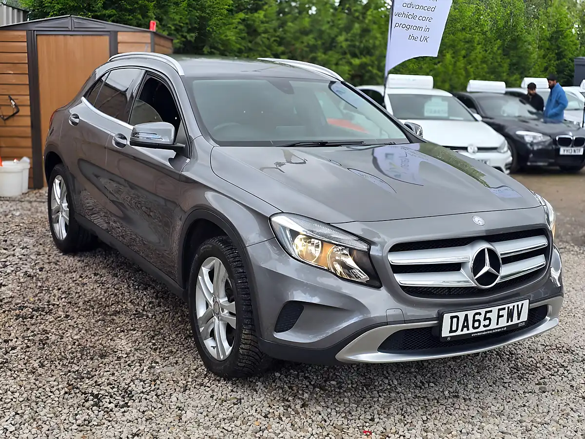 Used 2016 Mercedes-Benz Gla Sport Grey - Interior and Exterior details 8