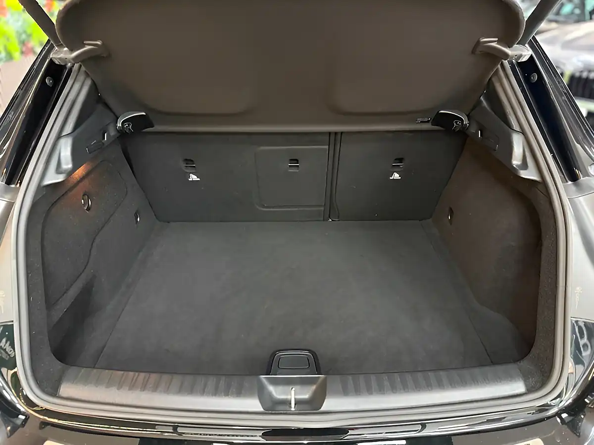 Used 2016 Mercedes-Benz Gla Sport (premium) Black - Interior and Exterior details 20